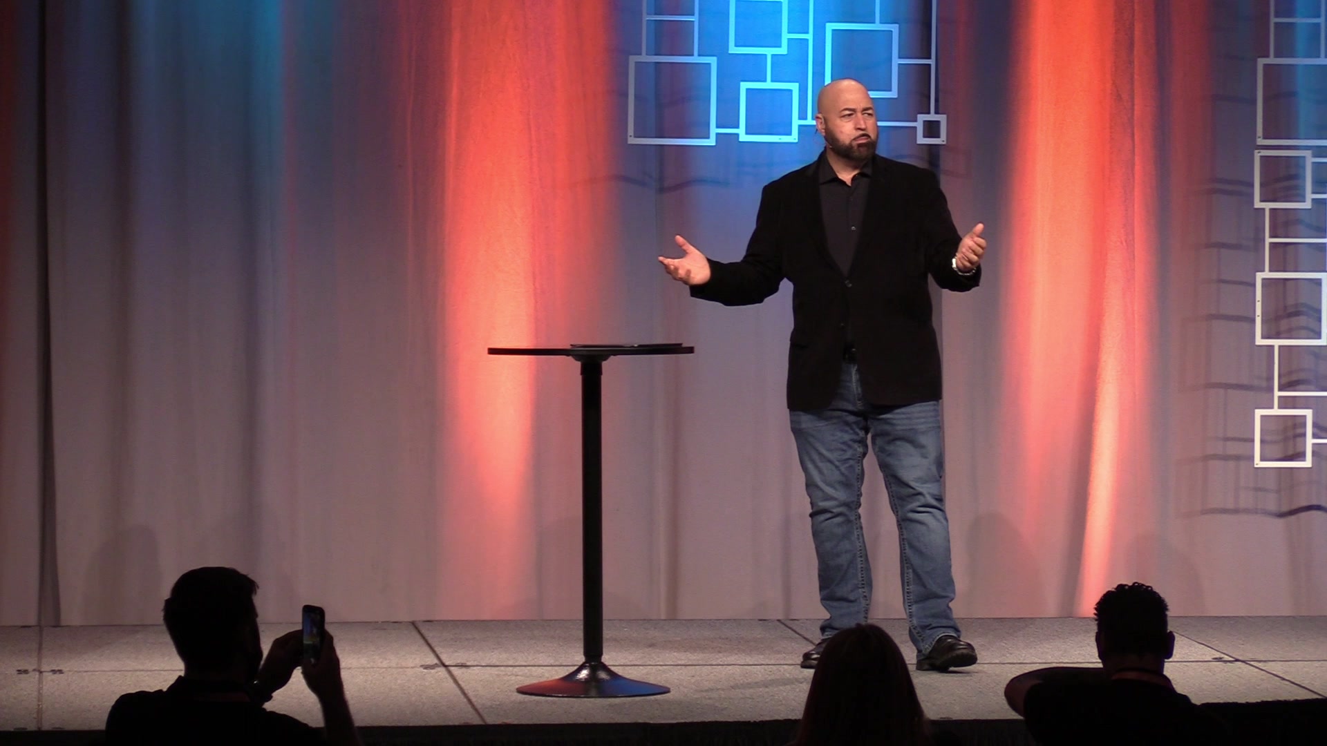 The Art of Influence, Live on Stage